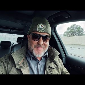 Meet your Posher, Joshua